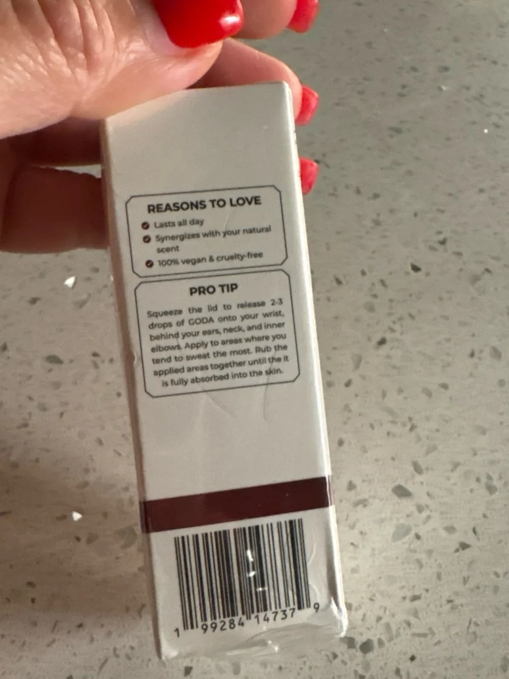 For Her Pheromone-Infused Body Oil – White with Burgundy Accent
